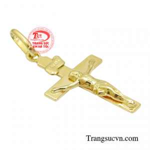 Khi mang món trang sức này bên người bạn sẽ được chúa cầu nguyện và chúc phúc đem đến bình an trong tâm hồn.