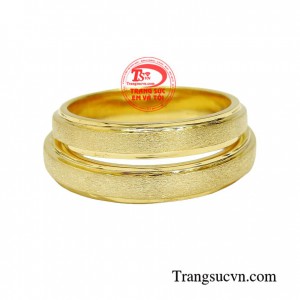 Nhẫn cưới là minh chứng cho tình yêu, là sự kết nối đồng điệu giữa hai tâm hồn, lời cam kết của các cặp đôi với nhau