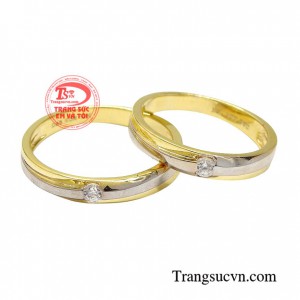 Nhẫn cưới vàng tây kết nối được chế tác tinh tế, tỉ mỉ từ vàng 10k theo công nghệ mới nhất của Hàn Quốc