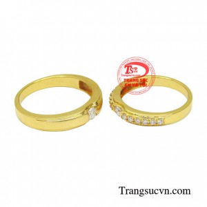 Việc đeo nhẫn cưới khẳng định sự ràng buộc và kết nối giữa hai người yêu nhau khẳng định chủ quyền trong hôn nhân