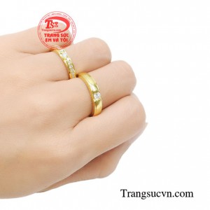 Nhẫn cưới vàng thăng hoa