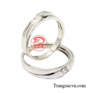 Nhẫn cưới vàng trắng đẹp phù hợp với các cặp đôi