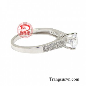 Nhẫn nữ vàng tây dành cho phái đẹp phù hợp làm quà tặng sinh nhật hoặc trong các dịp ý nghĩa