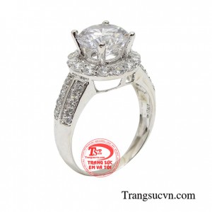 Nhẫn nữ vàng thượng lưu là món quà tuyệt vời dành cho phái đẹp nhằm tôn vinh giá trị bản thân và nâng tầm sự đẳng cấp quý phái