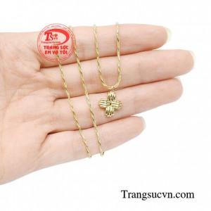 sản phẩm vàng tây theo phong cách Hàn Quốc tôn lên vẻ đẹp thanh lịch