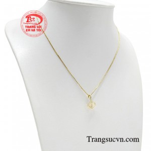 Đây là món phụ kiện độc đáo sẽ giúp bạn thu hút được cái nhìn từ xung quanh.