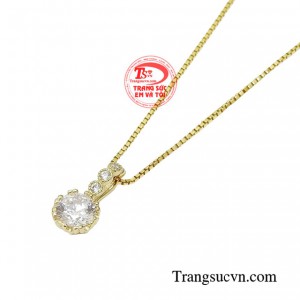 Nếu muốn có một diện mạo chỉn chu và xinh đẹp nhất thì việc sở hữu cho mình bộ dây chuyền tinh tế, hợp xu hướng là điều mà mọi cô gái không thể bỏ qua!