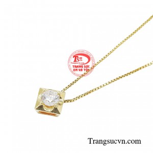 Không có gì ngạc nhiên khi có nhiều tín đồ ưa chuộng, đam mê sở hữu bộ dây chuyền.