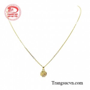 Bộ dây nữ tính may mắn