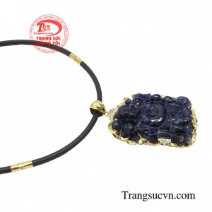 Mặt dây chuyền đá bọc vàng dành cho Nam