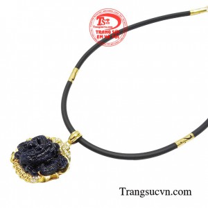 Mặt dây chuyền đá bọc vàng dành cho Nam