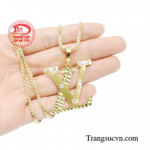 Bộ mặt dây vàng đẹp phù hợp cho các anh chàng theo phong cách cá tính và thời trang