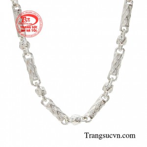 Dây chuyền bạc khỏe khoắn
