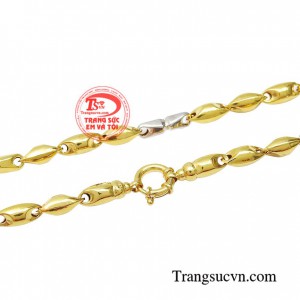 Dây chuyền nam vàng tây sang trọng