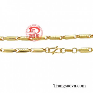 Dây chuyền là phụ kiện sẽ giúp bạn thể hiện phong cách cá tính của mình muốn hướng tới