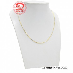 Dây chuyền nữ vàng tinh xảo giúp bạn nữ xinh xắn, rạng rỡ hơn, thu hút mọi ánh nhìn