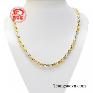 Dây chuyền thành công mang đến sự lịch lãm chỉn chu đến cho phái mạnh.