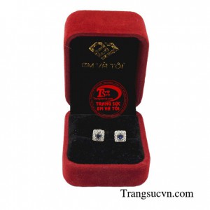 Sapphire với vẻ đẹp tỏa sáng là viên đá của hoàng gia, tượng trung cho sự quyền quý