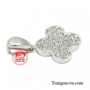 Rũ bỏ sự nhàm chán trong con người bạn, khoác lên sự tươi tắn tràn đầy sức sống, như chính vẻ đẹp mà bạn đang kiếm tìm. 