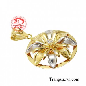 Mặt dây đài các mang đến vẻ đẹp sang trọng và thanh lịch cho người đeo