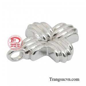 Trang sức đối với người phụ nữ hiện đại không đơn thuần là một món tài sản, mà nó còn mang dấu ấn của cảm xúc.