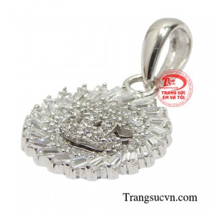 Không chỉ vậy, các chàng trai cũng có thể dành tặng món quà này cho những người yêu thương của mình trong những ngày kỉ niệm, ngày trọng đại.