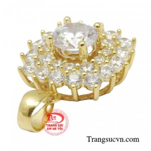 Cách chọn trang sức cũng sẽ thể hiện đẳng cấp, địa vị của bạn trong xã hội. 