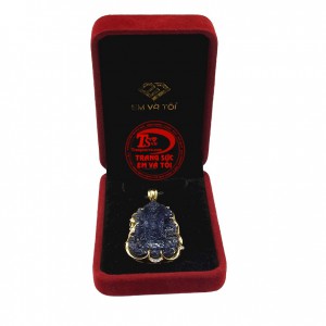 Mặt phật bọc vàng bình an là biểu tượng cho điềm lành, cho lòng từ bi, lòng bao dung bác ái