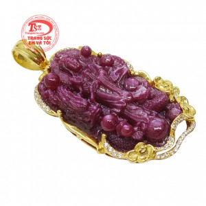 Đá ruby thiên nhiên là viên đá tượng trưng cho mặt trời, quyền lực, tự do và vui vẻ