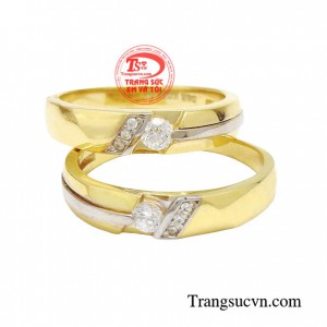 Nhẫn cưới tình yêu bền vững chứa đựng tình cảm chân thành của đôi bạn trẻ dành cho nhau