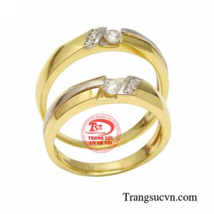 Nhẫn cưới vàng vàng tây đẹp sang trọng tinh tế cho đôi bạn trẻ