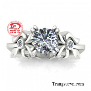 Chiếc nhẫn là sự tổng hòa trên từng đường nét sản phẩm.