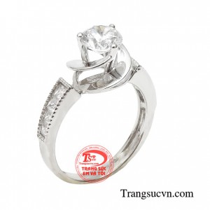 Nhẫn hoa hồng đẹp là sản phẩm được thiết kế 3D mang đến vẻ đẹp sang trọng, phong cách Hàn Quốc đang là xu hướng được nhiều bạn nữ yêu thích