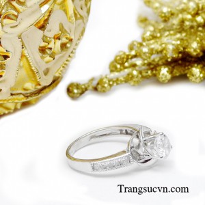 Nhẫn hoa hồng đẹp