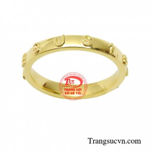 Chiếc nhẫn còn là món trang sức đem lại diện mạo phong cách cá tính hơn đến cho khách hàng