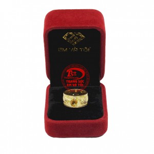 Đá sapphire vàng là viên đá của hoàng gia tượng trưng cho sự giàu sang và quyền quý