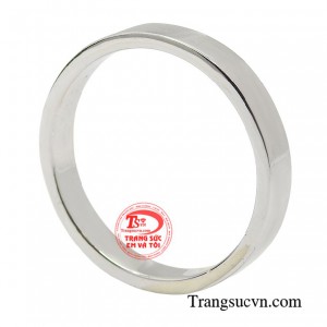 Thế nhưng đối với trang sức thì đây lại là một luồng gió mới, và hứa hẹn sẽ trở thành xu hướng trang sức đầy mới lạ trong năm nay.