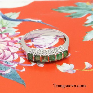 Nhẫn Nữ Emerald