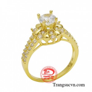 Nhẫn nữ phú quý là món quà tuyệt vời dành cho phái đẹp nhằm tôn vinh giá trị bản thân, nâng tầm sự sang trọng, quý phái