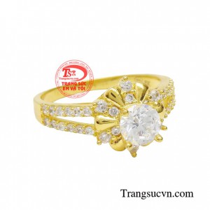 Sản phẩm tôn vinh phái đẹp, giúp người đeo luôn tự tin và có sức hút