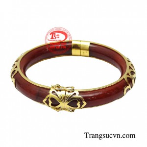 Ngọc cẩm thạch là vật tinh túy và quý báu của trời đất