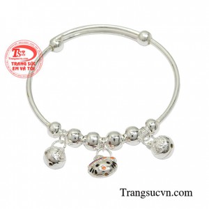 Vòng tay bạc yêu thương chất lượng bạc cao cấp không xỉn màu do đeo lâu
