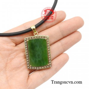 Bộ dây chuyền cải thiện khí vận giúp người dùng luôn gặp may mắn, sự nghiệp thăng tiến.