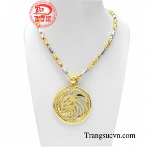 Bộ dây sư tử phong cách với kiểu dáng phóng khoáng giúp phái mạnh toát lên vẻ phong trần của một người đàn ông trưởng thành