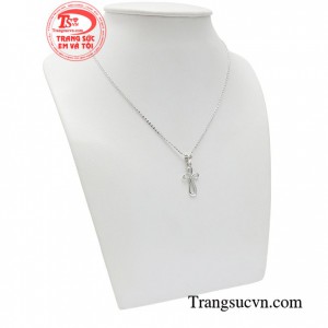 Từng đường nét chi tiết sản phẩm toát lên nét cá tính, đôi chút phóng khoáng và tự do