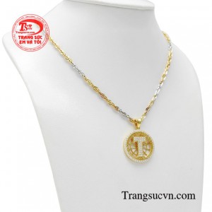 Mọi thứ đều bước vào từ đôi mắt và bạn có gây ấn tượng với người khác được hay không sẽ thông qua cách bạn nỗ lực khám phá vẻ đẹp của riêng mình.