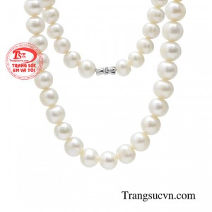 Nếu bạn là người có đam mê với trang sức ngọc trai thì không thể bỏ qua sản phẩm này. 