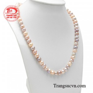 Không chỉ là trang sức tinh tế cho phái đẹp, ngọc trai còn là tặng phẩm mang đến niềm hạnh phúc với ý nghĩa tốt lành, may mắn. 