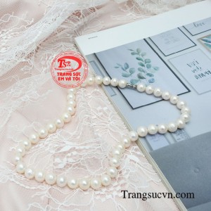 Các cô nàng sành điệu chắc chắn không thể bỏ qua món trang sức ngọc trai độc đáo này. 