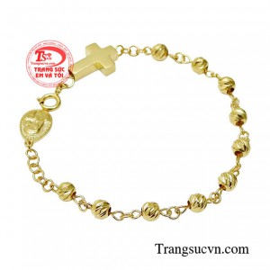  Những người theo đạo thiên chúa, tin lành đeo chuỗi tay mân côi bên mình như được nhắc nhở về lòng thành kính qua hình ảnh đức mẹ maria và cây thập tự giá.